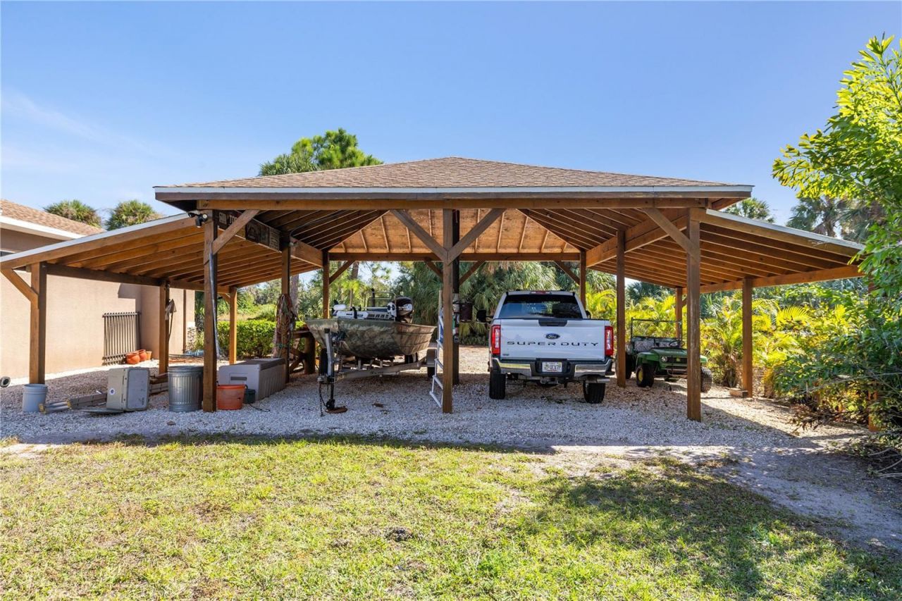 2209 Lost River Trail, Ruskin, FL 33570 Photo