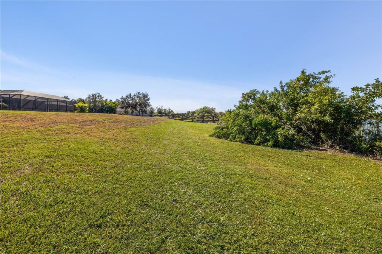 2209 Lost River Trail, Ruskin, FL 33570 Photo