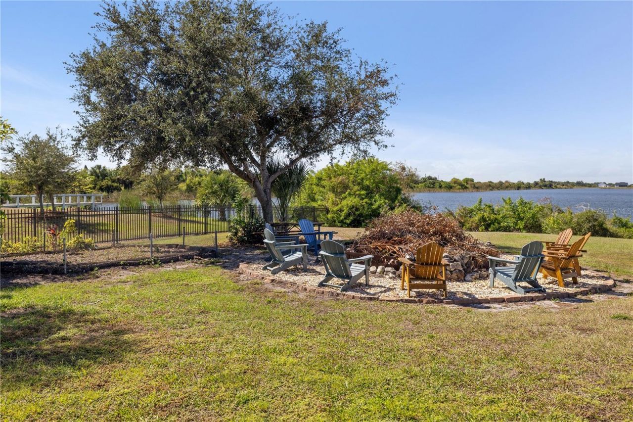 2209 Lost River Trail, Ruskin, FL 33570 Photo