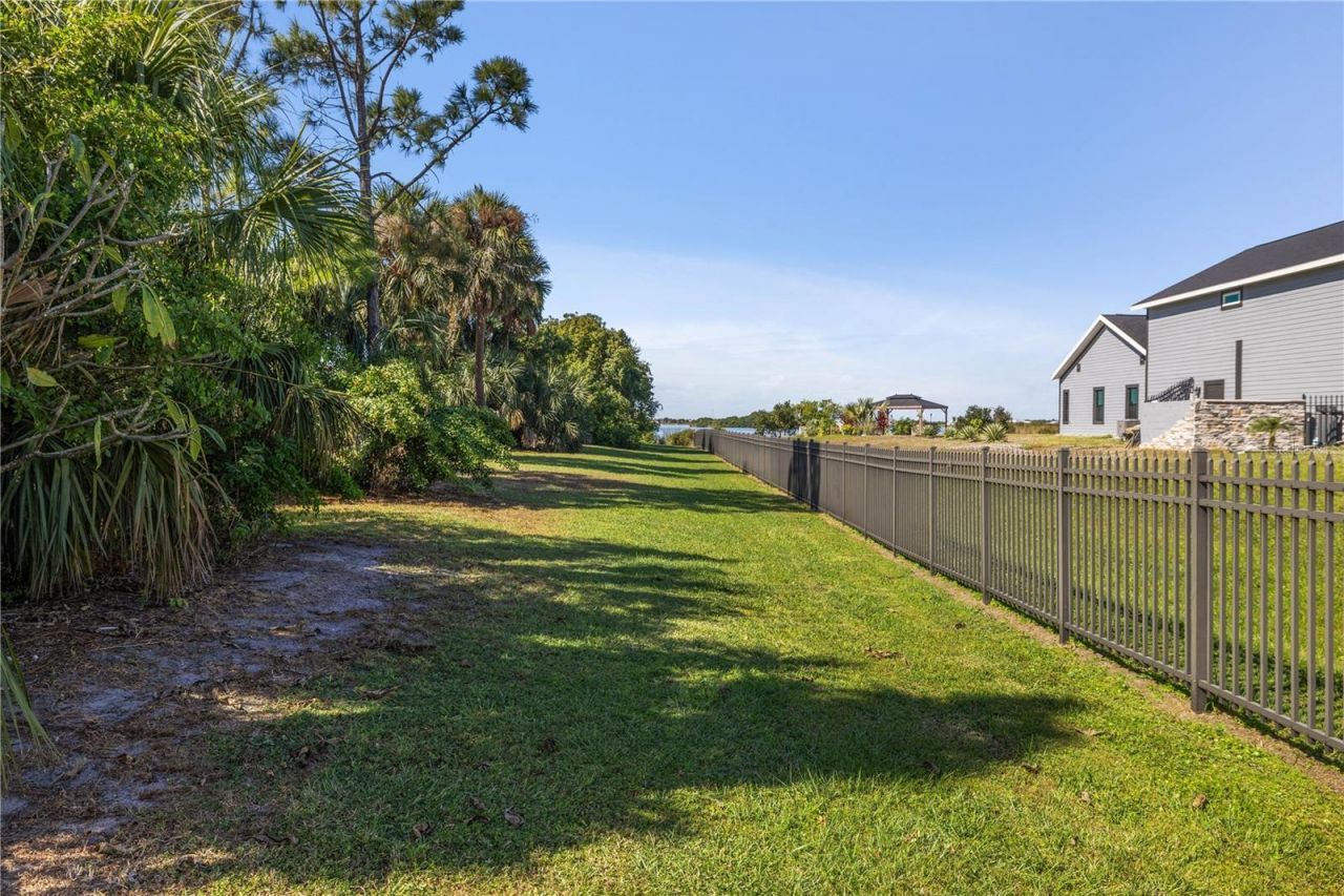 2209 Lost River Trail, Ruskin, FL 33570 Photo