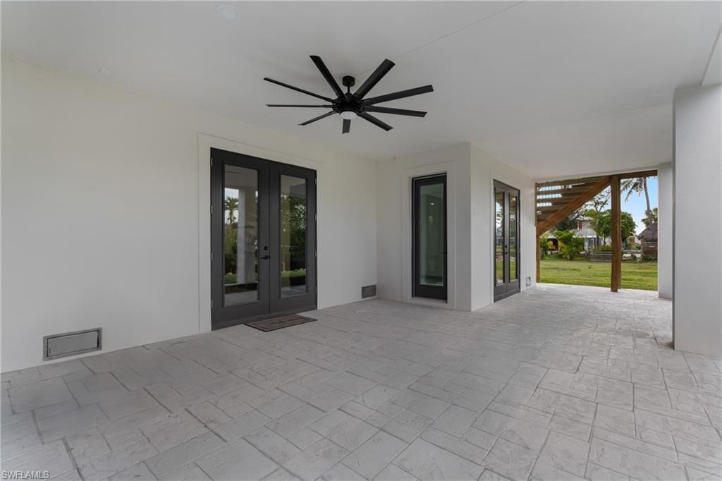 18190 Pioneer Rd, Fort Myers, FL 33908 Photo