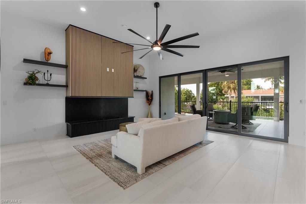 18190 Pioneer Rd, Fort Myers, FL 33908 Photo