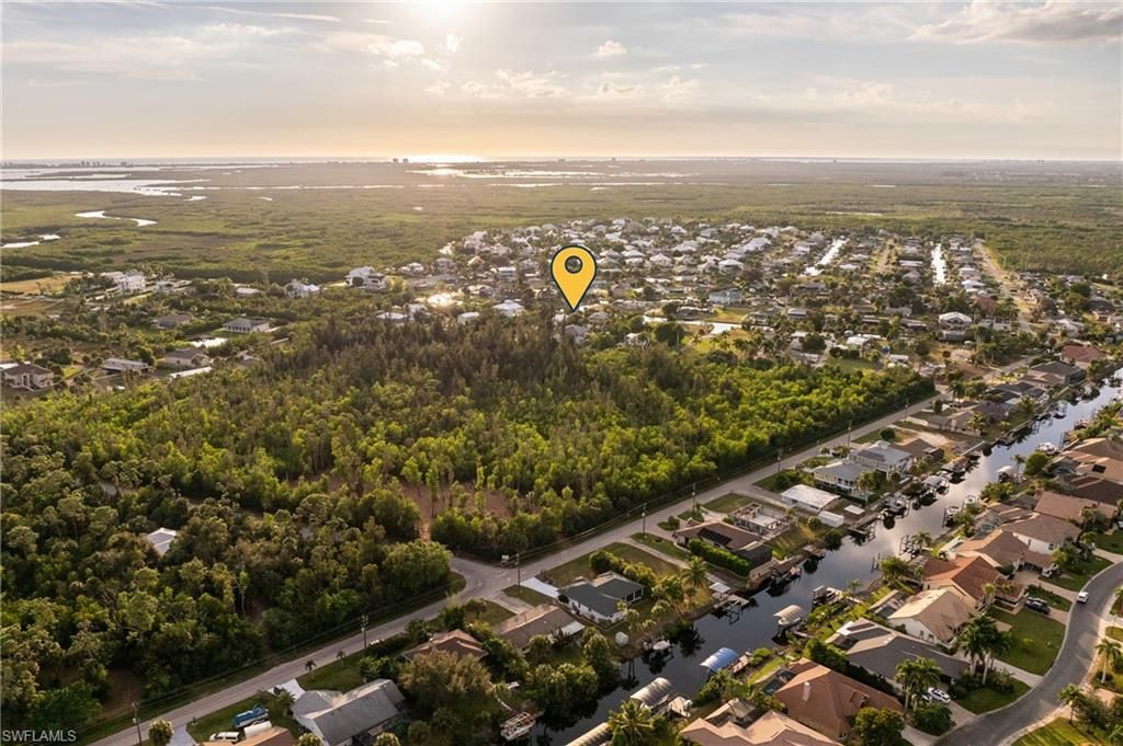 18190 Pioneer Rd, Fort Myers, FL 33908 Photo