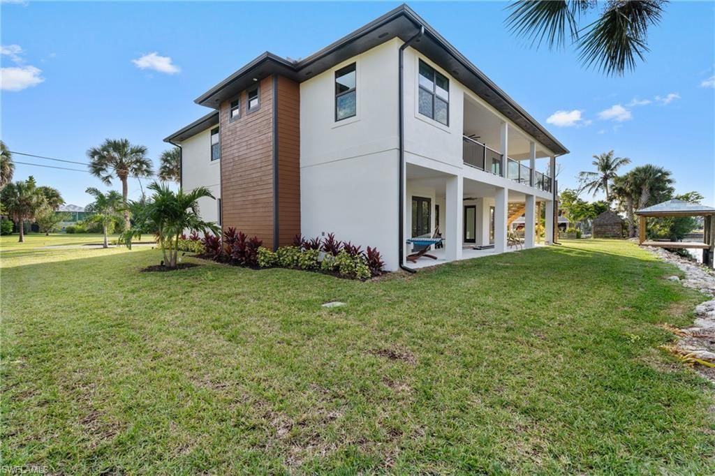 18190 Pioneer Rd, Fort Myers, FL 33908 Photo