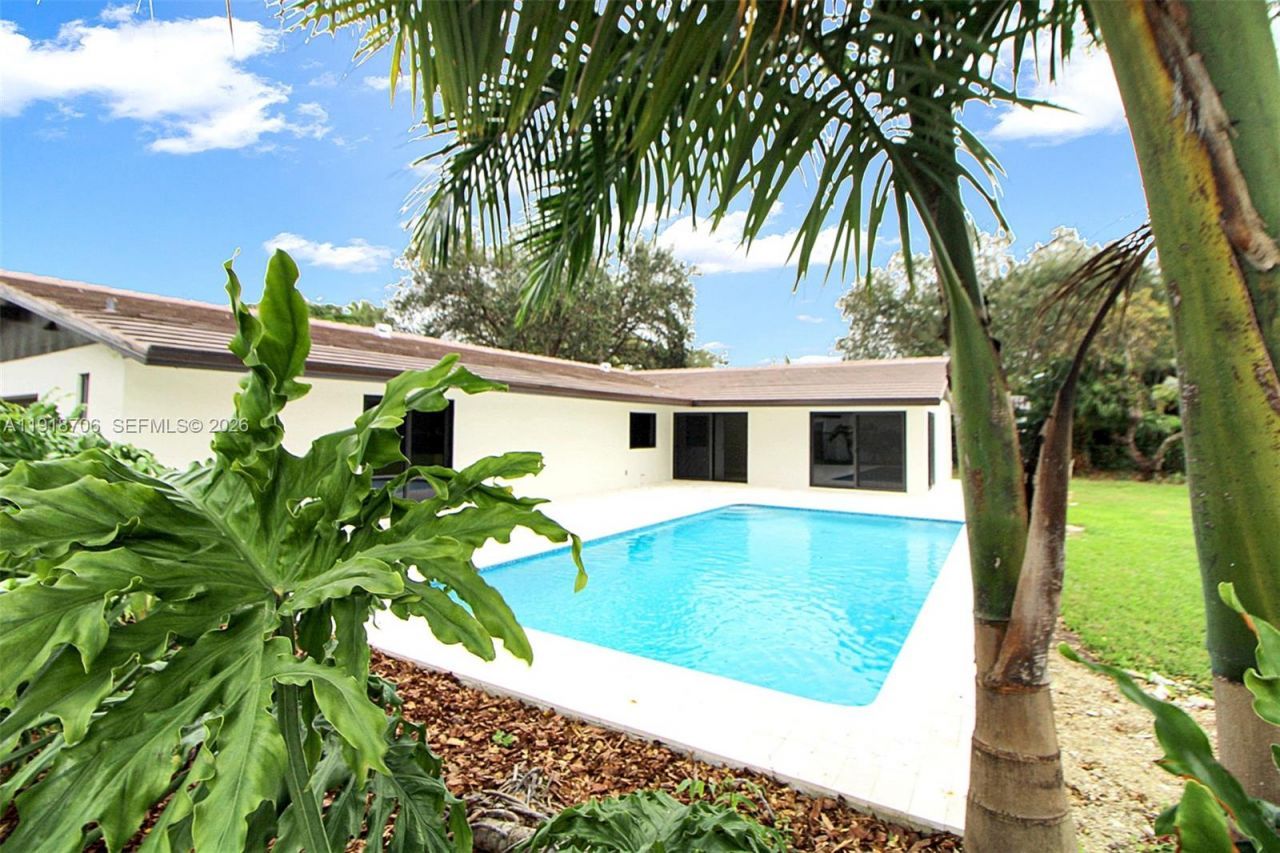 9760 SW 119th St, Miami, FL 33176 Photo