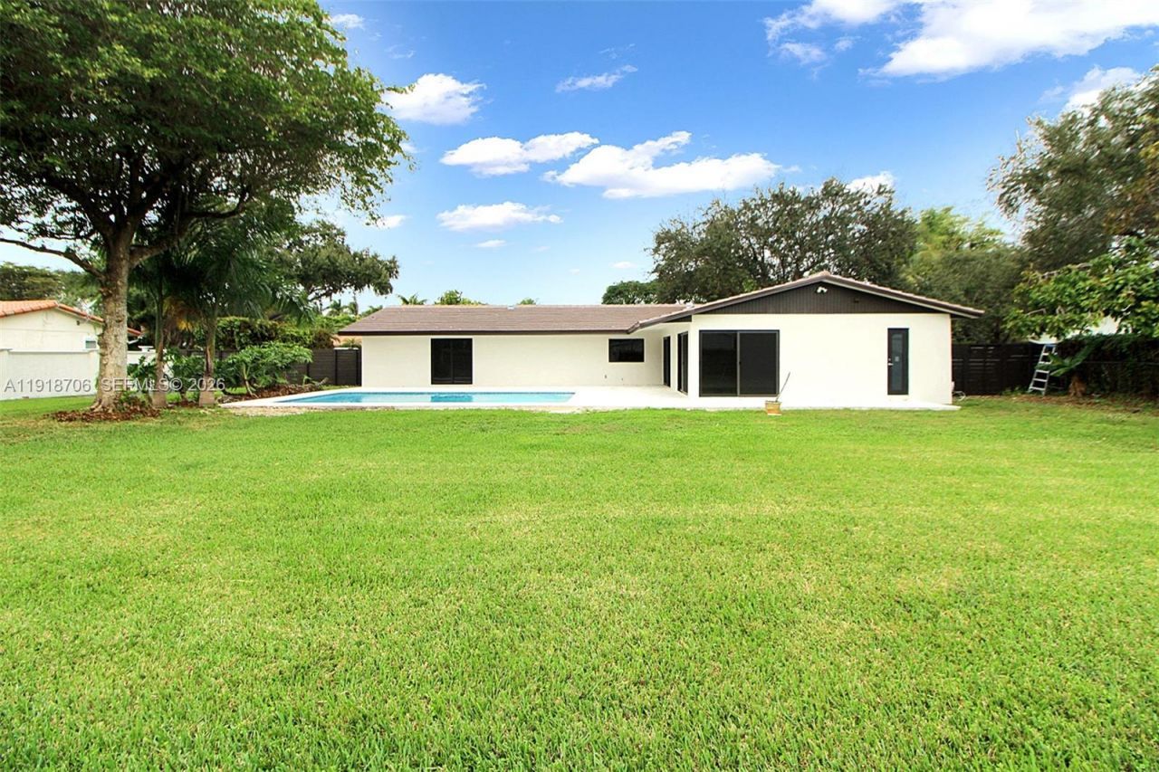 9760 SW 119th St, Miami, FL 33176 Photo
