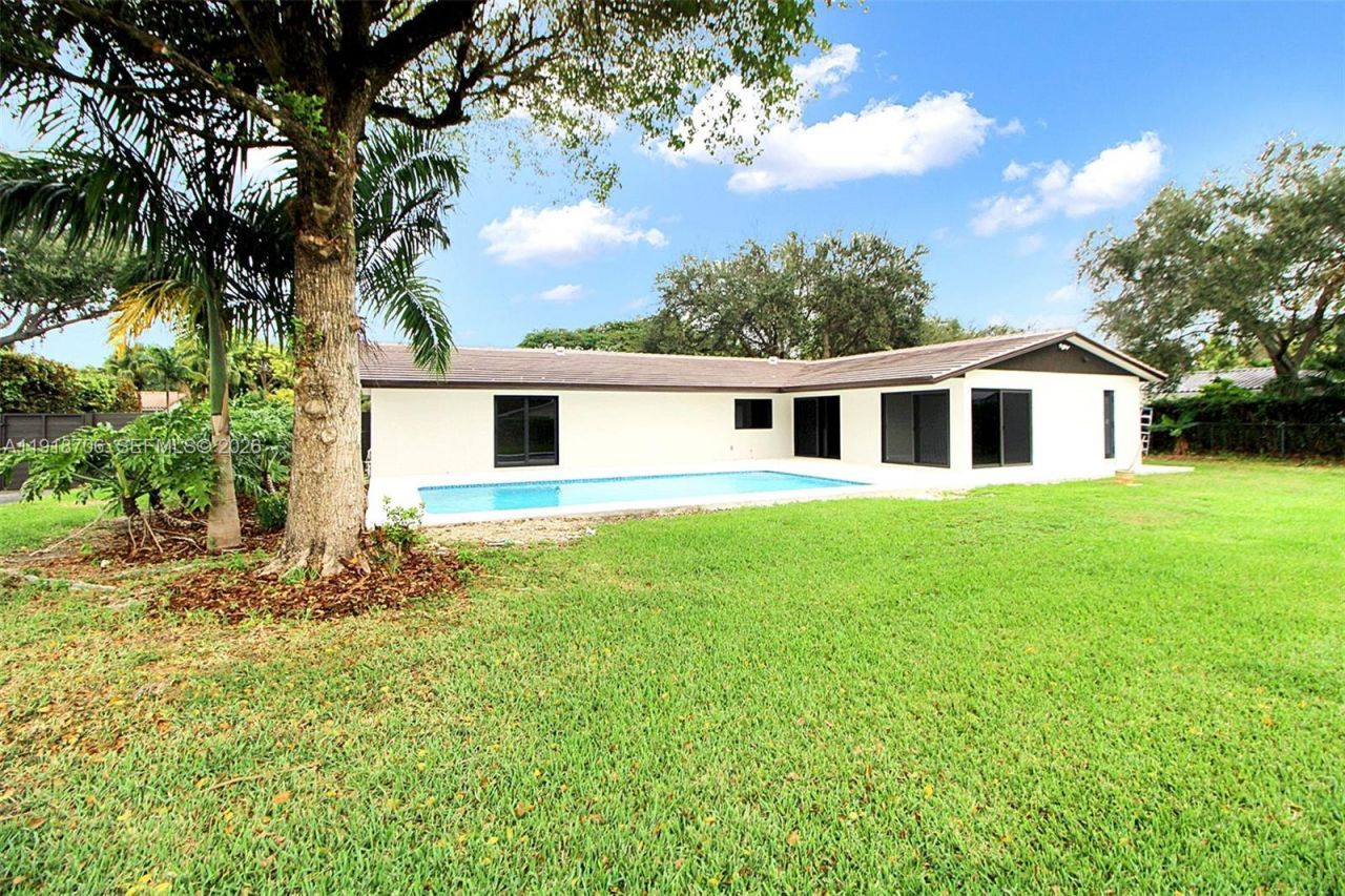 9760 SW 119th St, Miami, FL 33176 Photo