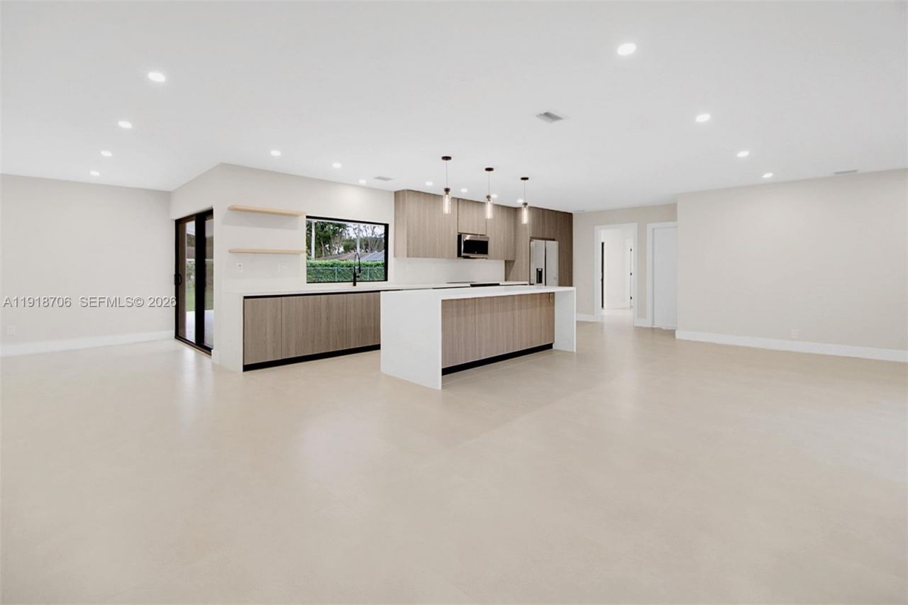 9760 SW 119th St, Miami, FL 33176 Photo