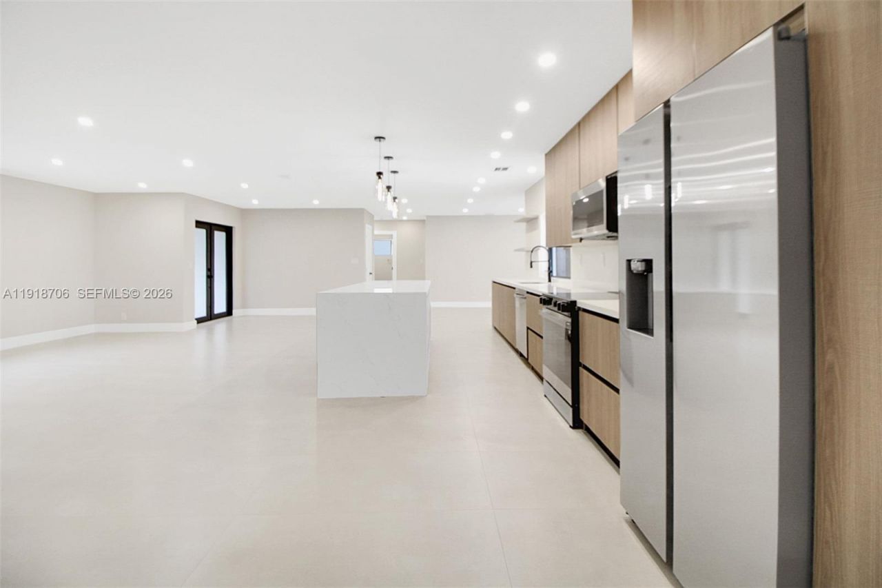 9760 SW 119th St, Miami, FL 33176 Photo