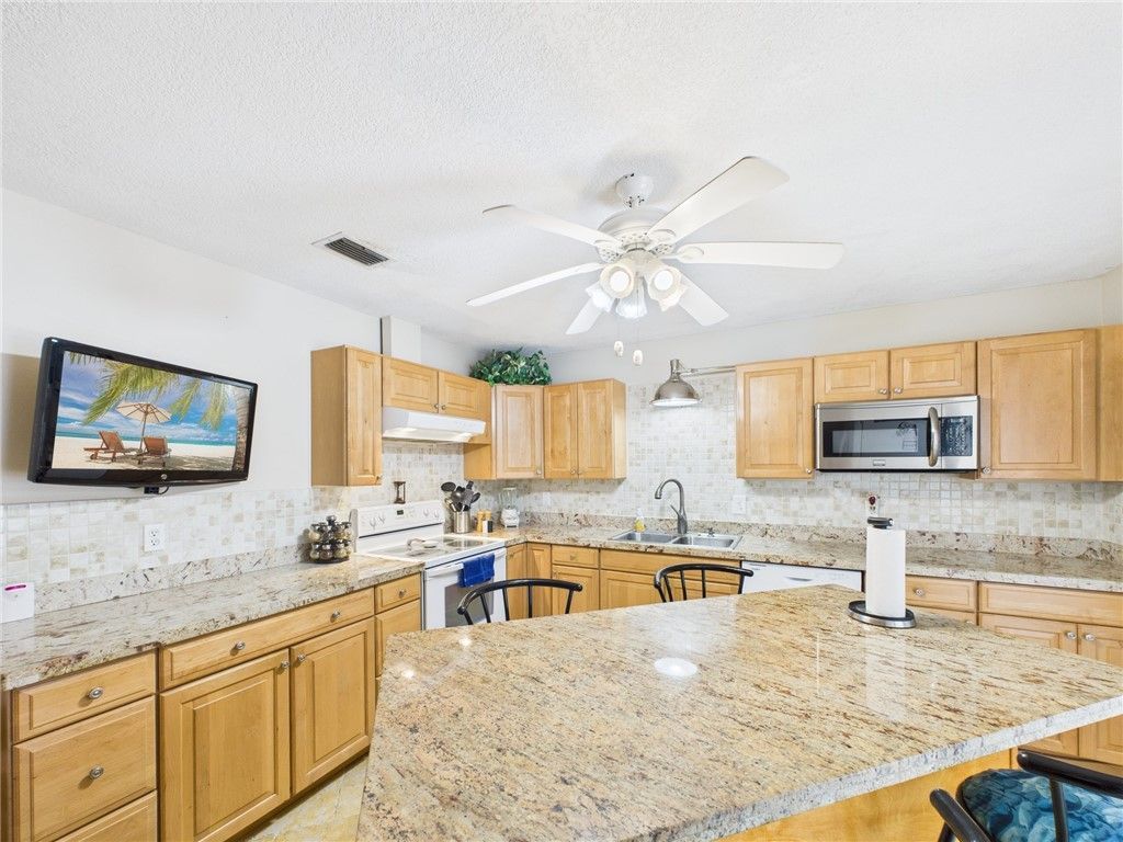 9730 Fleming Grant Road, Sebastian, FL 32976 Photo