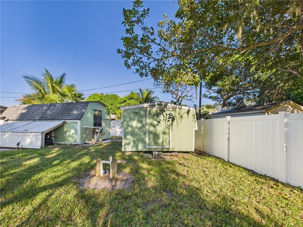 9730 Fleming Grant Road, Sebastian, FL 32976 Photo