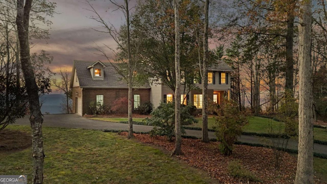 141 Brow Lake Road, Lookout Mountain, GA 30750 Main Photo