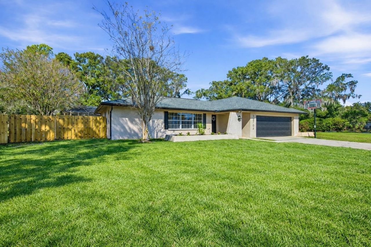 12705 Allendale Lane, Tampa, FL 33618 Main Photo