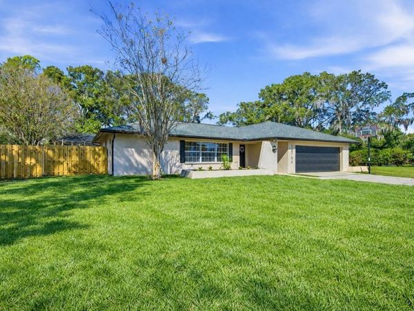 12705 ALLENDALE LANE, TAMPA, FL 33618