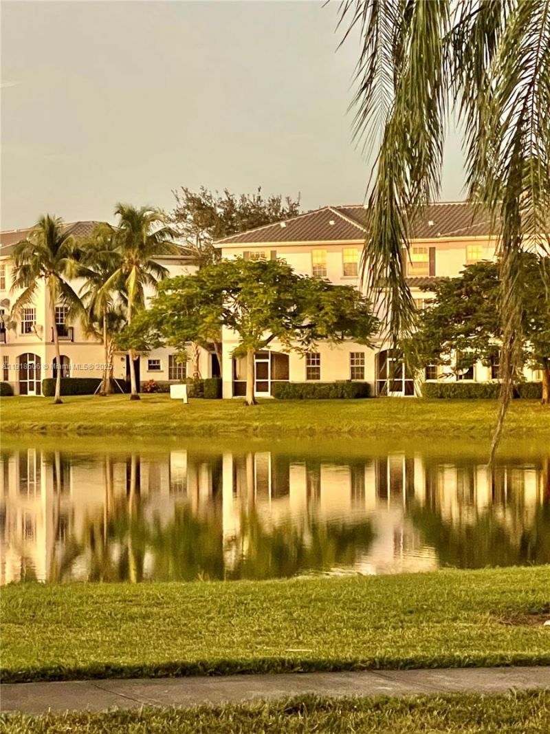 745 SW 148th Ave, Unit 815, Sunrise, FL 33325 Photo