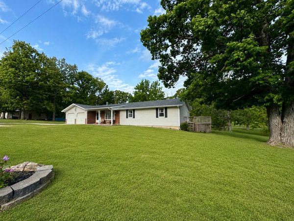 60 Community Drive, Marshfield, MO 65706