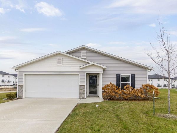 324 Post Oak Drive, Cedar Falls, IA 50613