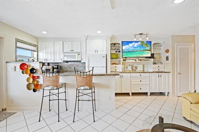 701 S Riverside Drive, Unit 107, Pompano Beach, FL 33062 Photo