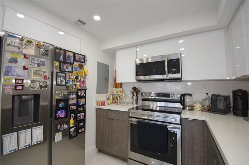 20301 W Country Club Drive, Unit 930, Aventura, FL 33180 Photo