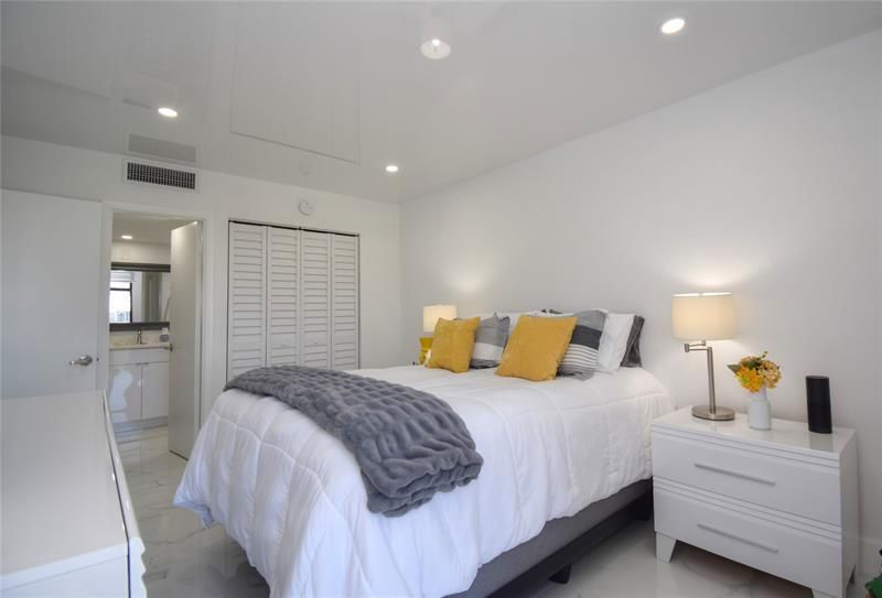 20301 W Country Club Drive, Unit 930, Aventura, FL 33180 Photo