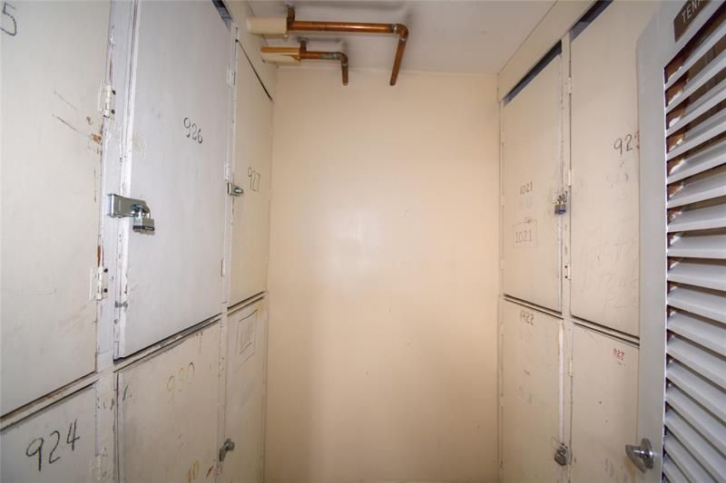 20301 W Country Club Drive, Unit 930, Aventura, FL 33180 Photo