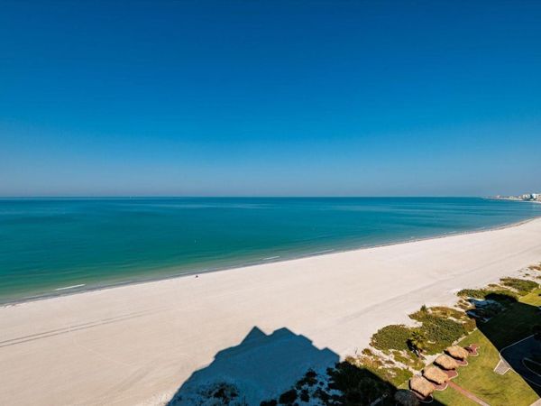 1520 GULF BOULEVARD, Unit 1404, CLEARWATER BEACH, FL 33767