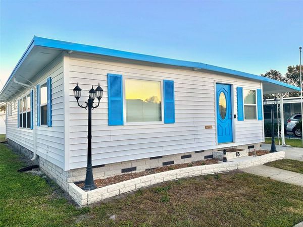 2000 E BAY DRIVE, Unit 83, LARGO, FL 33771