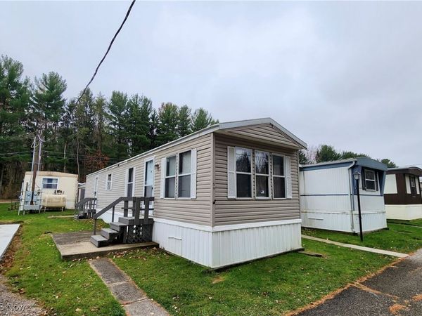 9735 Chillicothe Road, Unit 54, Kirtland, OH 44094