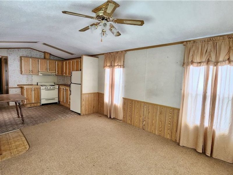 9735 Chillicothe Road, Unit 54, Kirtland, OH 44094 Photo 6