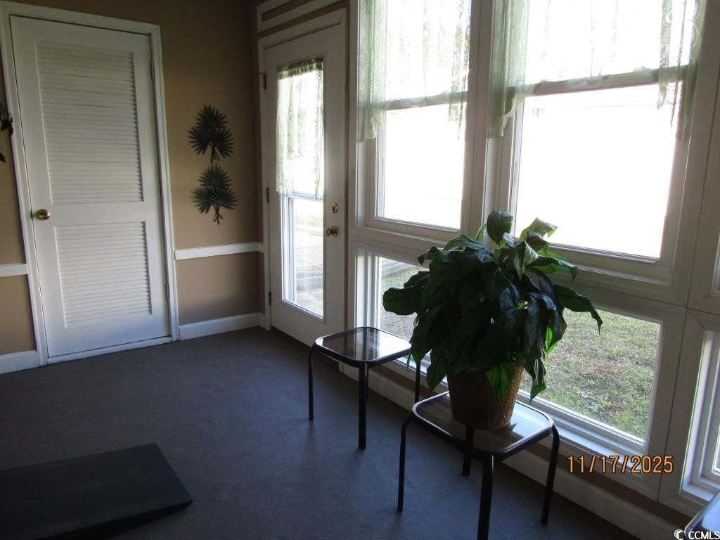 928 Villa Dr. Photo 28