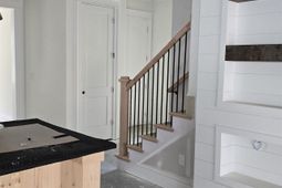 1012 S Hollywood Dr. photo 4