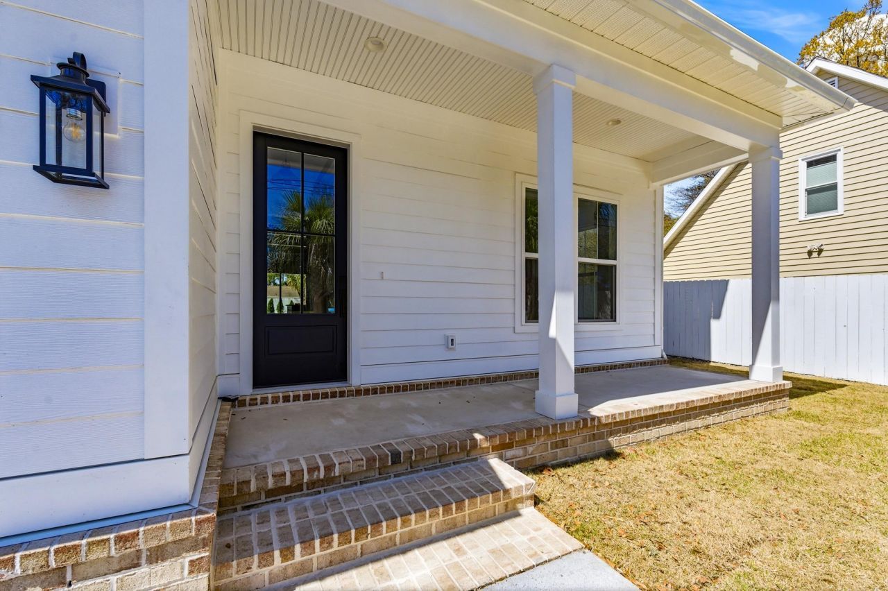 1012 S Hollywood Dr. Photo 45