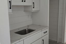 1012 S Hollywood Dr. photo 4