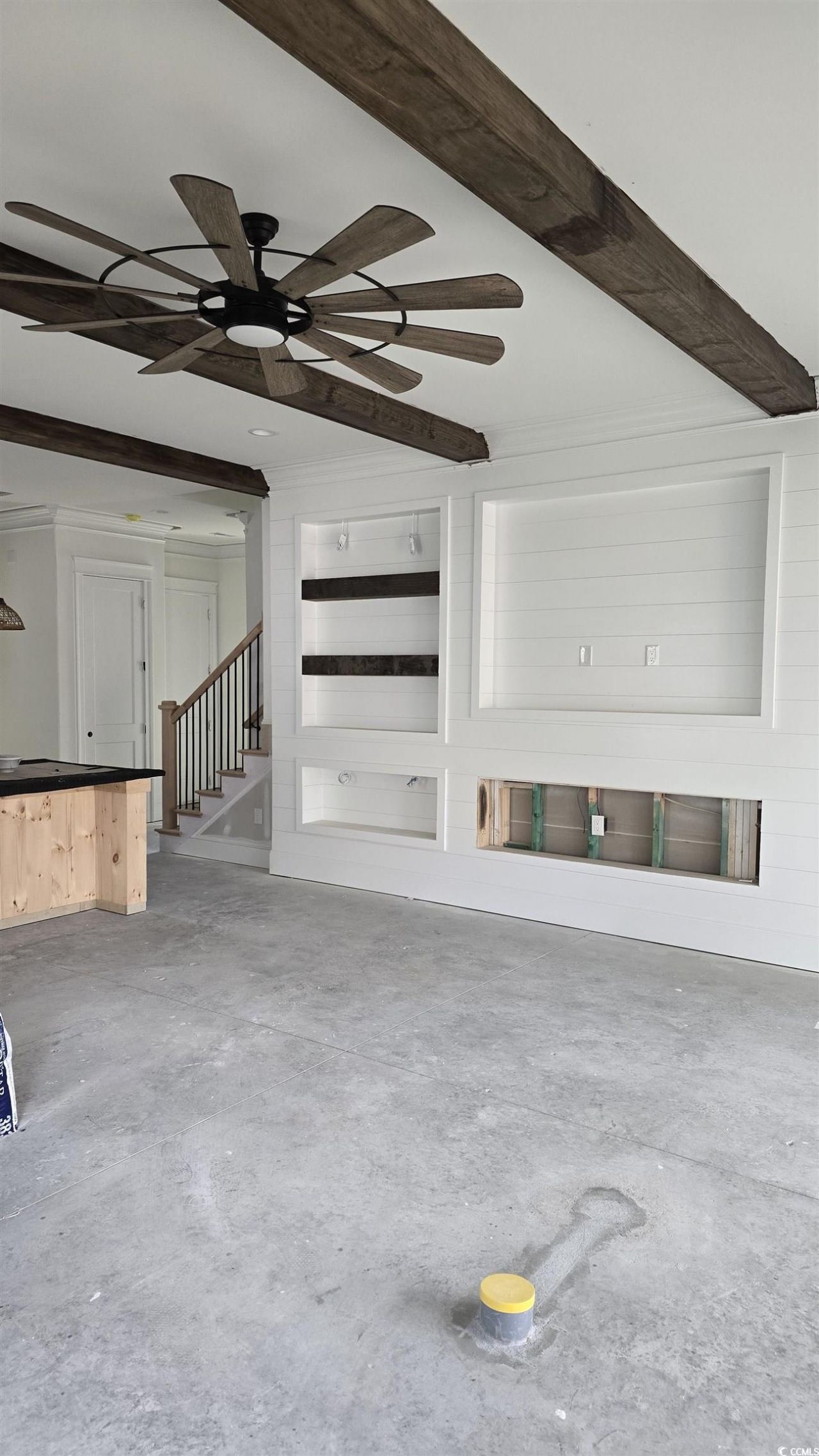 1012 S Hollywood Dr. Photo 8