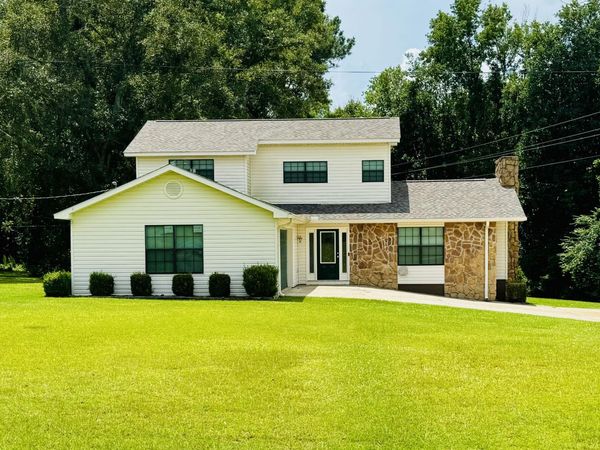 1313 Highland Drive, Elba, AL 36323