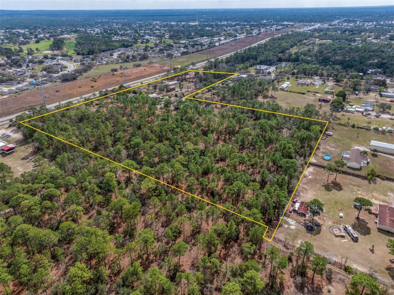 8279 Sunshine Grove Rd, Brooksville, FL 34613 Photo