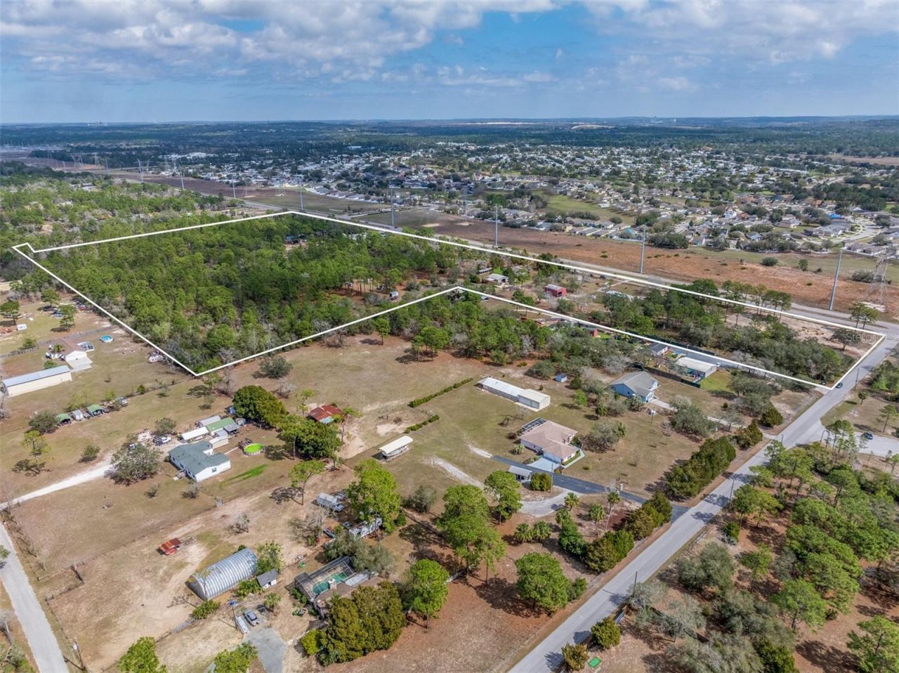 8279 Sunshine Grove Rd, Brooksville, FL 34613 Photo