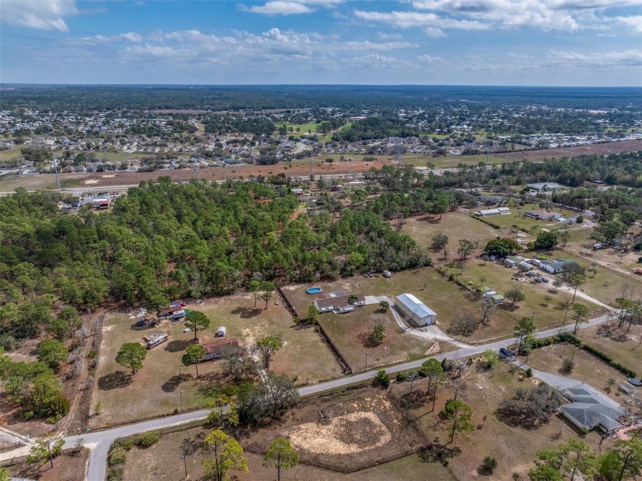 8279 Sunshine Grove Rd, Brooksville, FL 34613 Photo