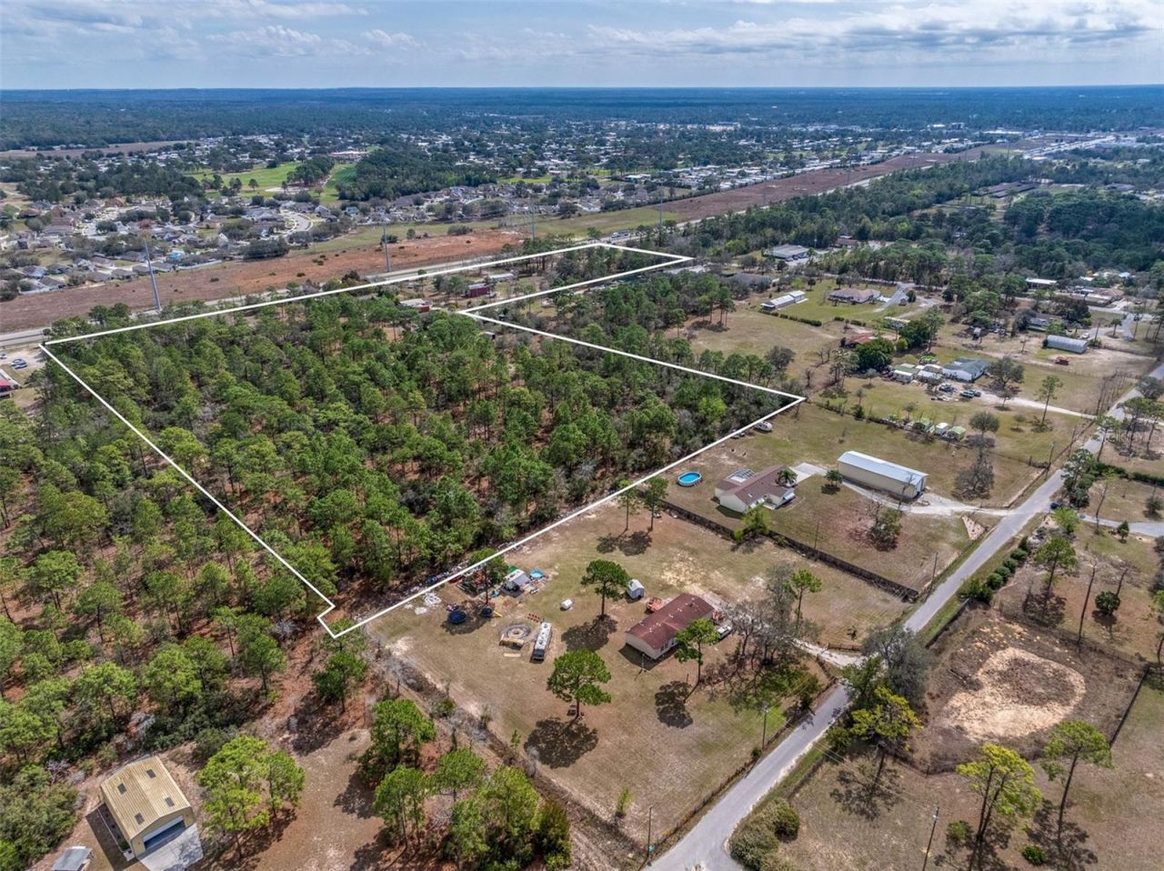 8279 Sunshine Grove Rd, Brooksville, FL 34613 Photo