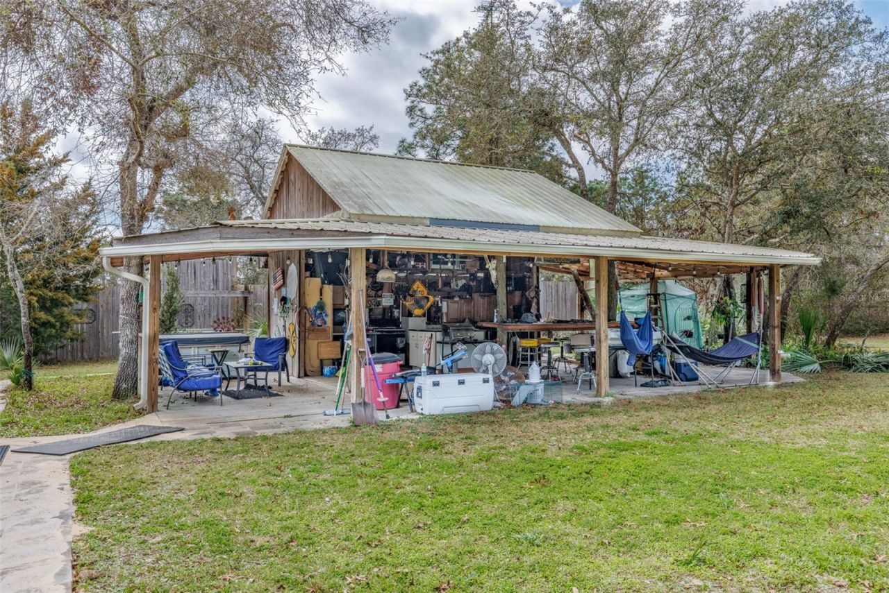 8279 Sunshine Grove Rd, Brooksville, FL 34613 Photo