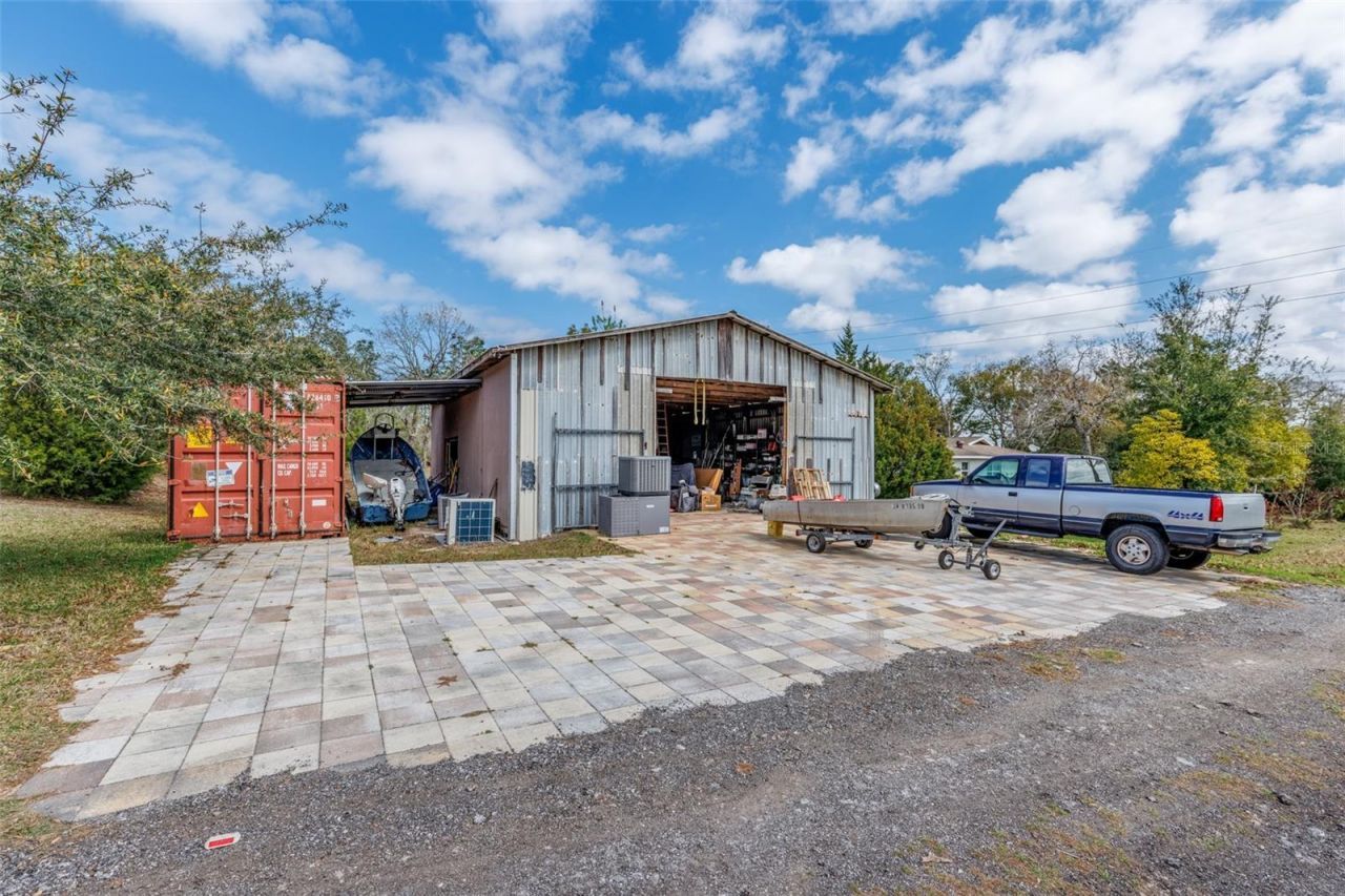 8279 Sunshine Grove Rd, Brooksville, FL 34613 Photo