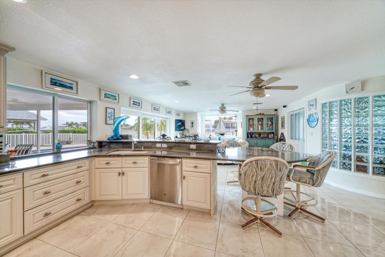 206 Poinciana Lane, Largo, FL 33770 Photo