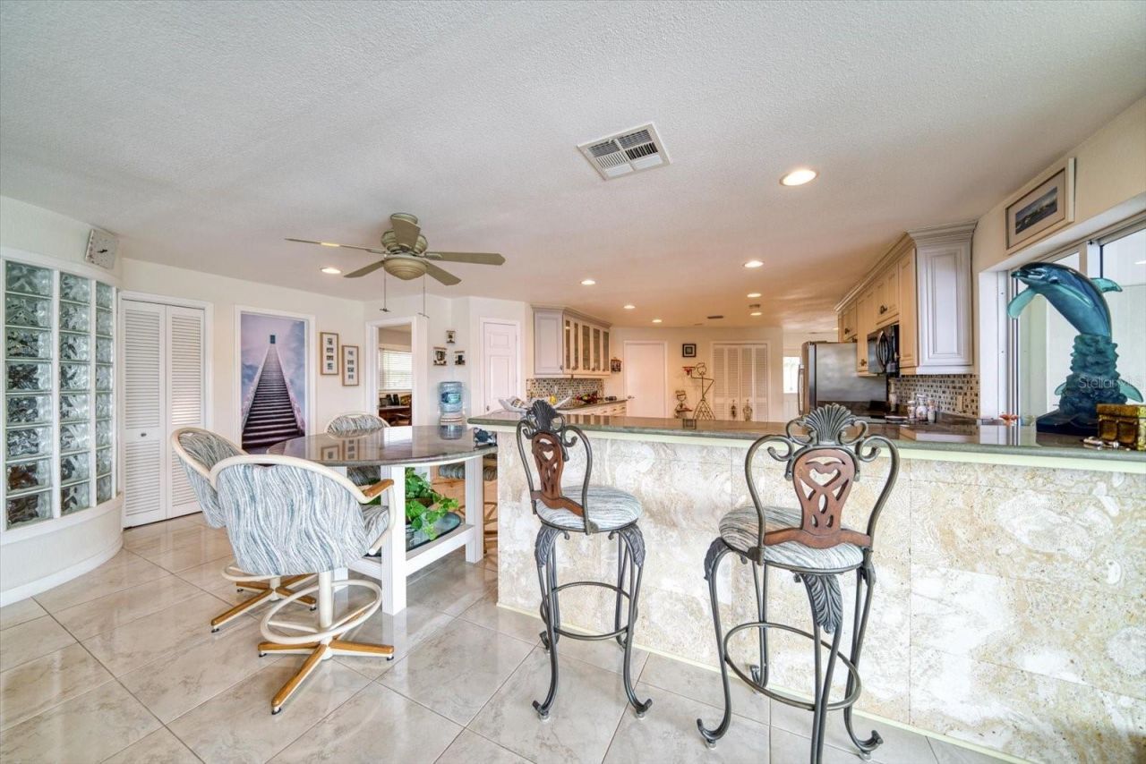 206 Poinciana Lane, Largo, FL 33770 Photo