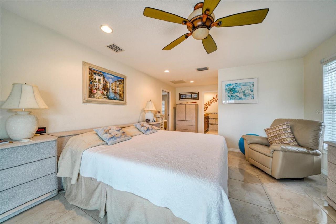 206 Poinciana Lane, Largo, FL 33770 Photo