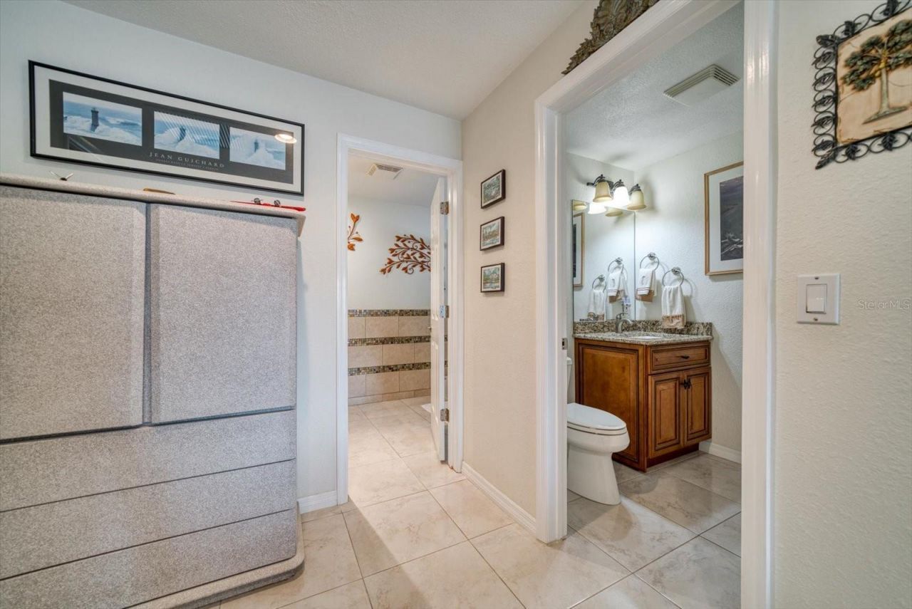 206 Poinciana Lane, Largo, FL 33770 Photo