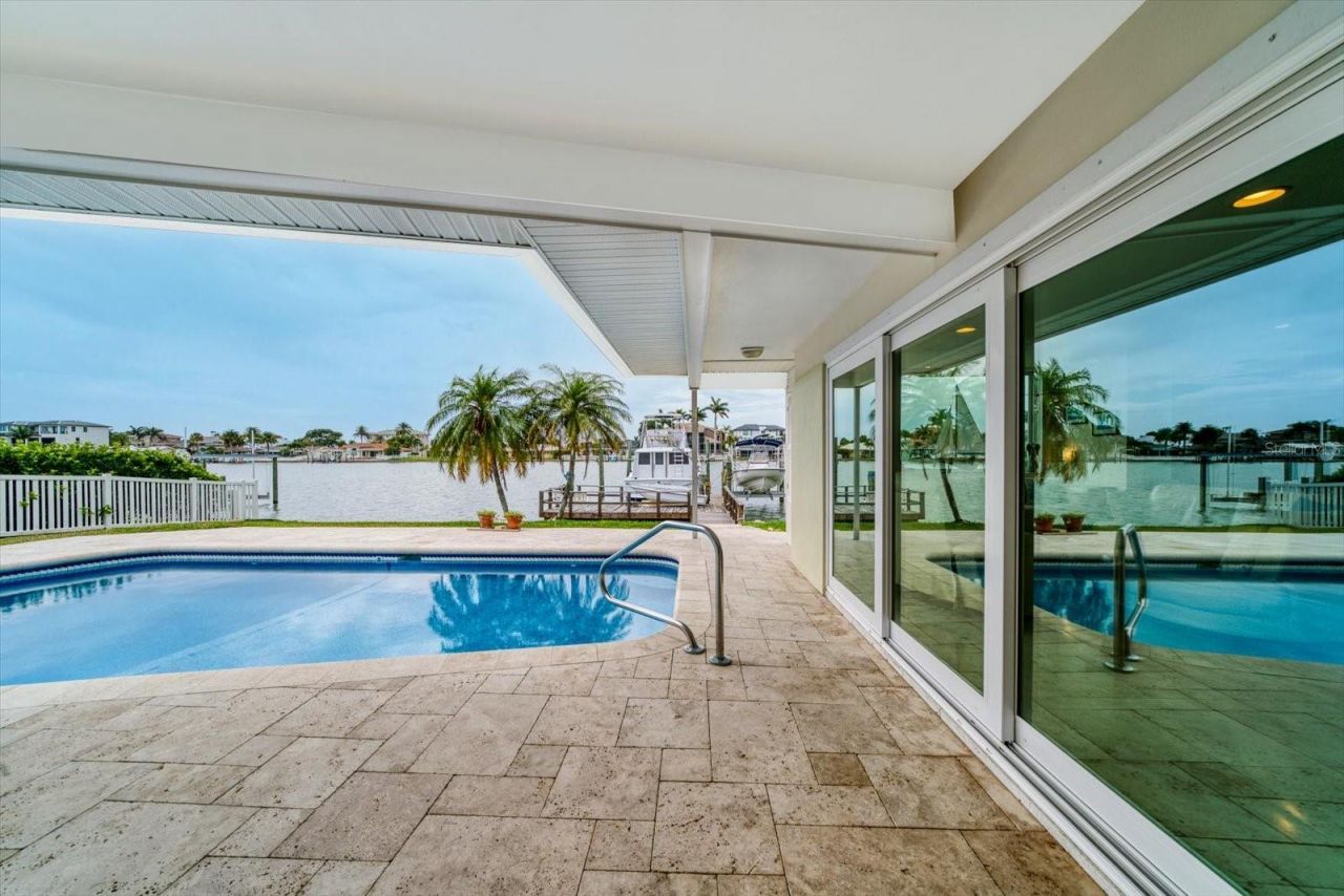 206 Poinciana Lane, Largo, FL 33770 Photo