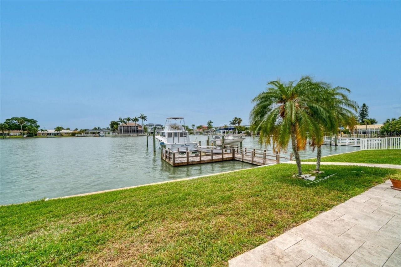 206 Poinciana Lane, Largo, FL 33770 Photo