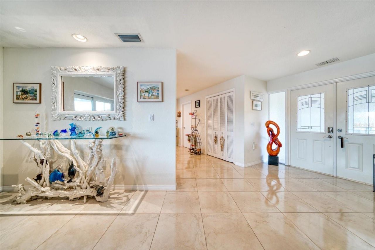 206 Poinciana Lane, Largo, FL 33770 Photo