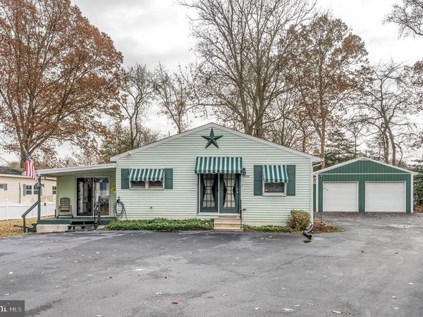 37526 OAK STREET, OCEAN VIEW, DE 19970