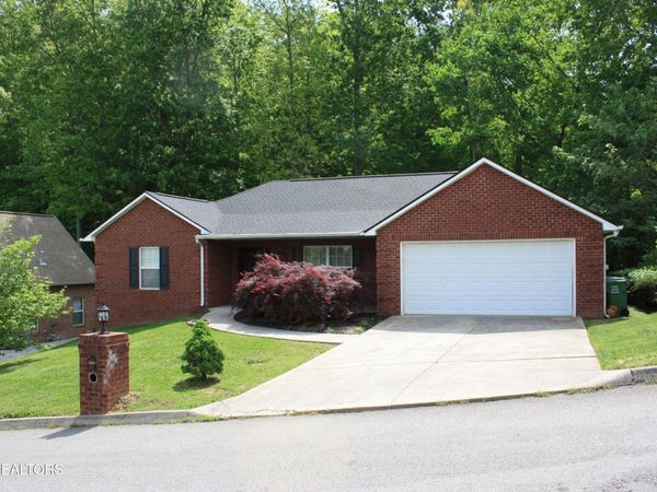 6912 Ghiradelli Rd, Knoxville, TN 37918